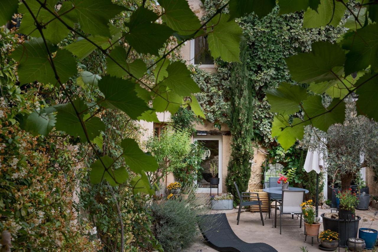 Maison Lou Roucas Cabrieres-d'Aigues Exterior photo
