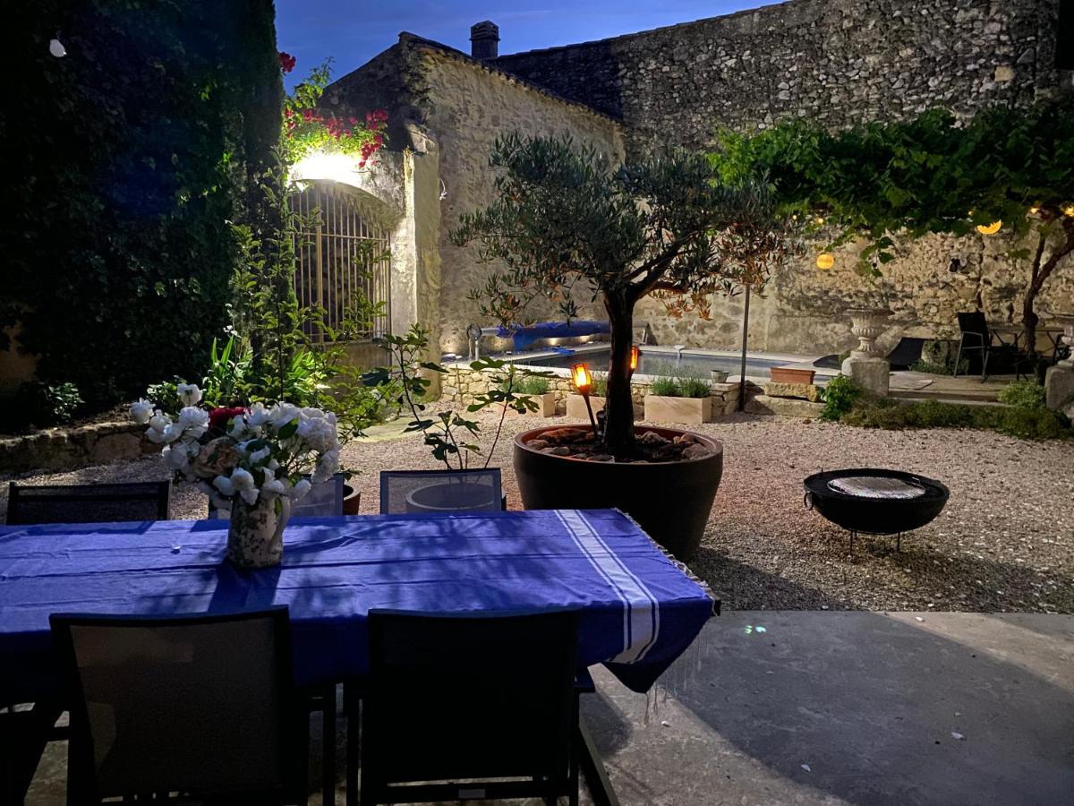 Maison Lou Roucas Cabrieres-d'Aigues Exterior photo